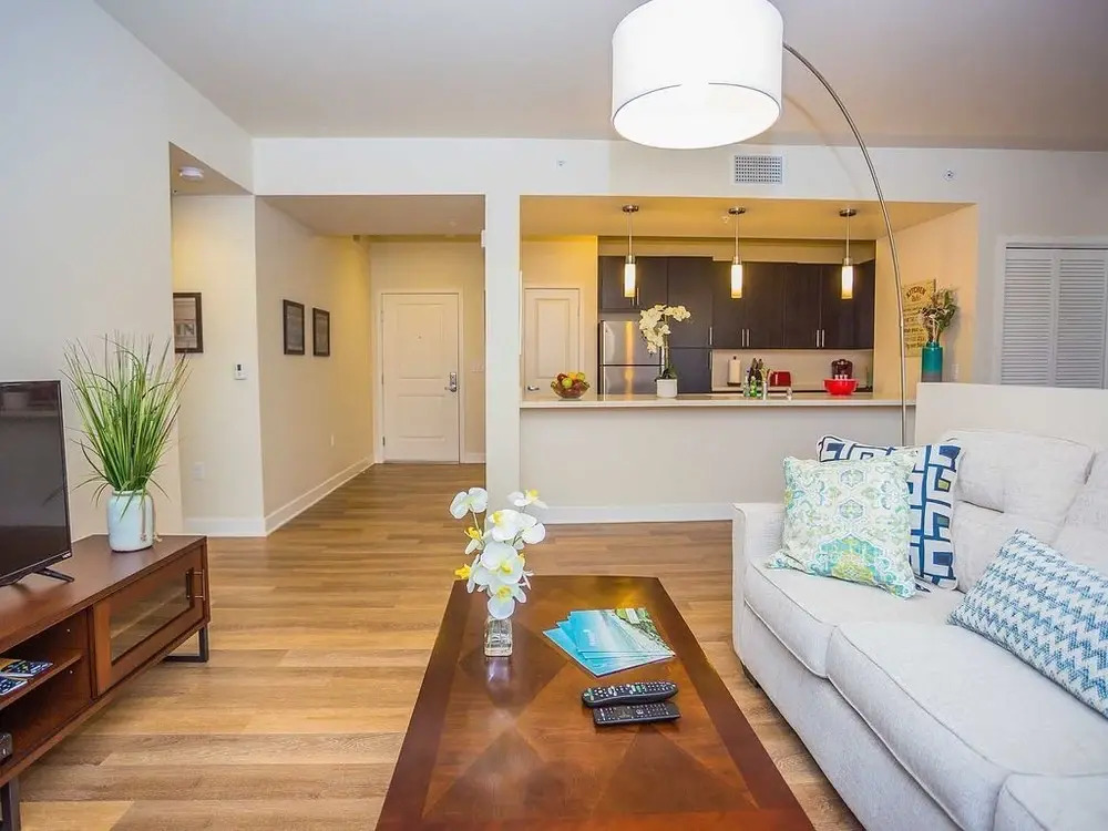 Park Plaza Apartment #876088 by RedAwning