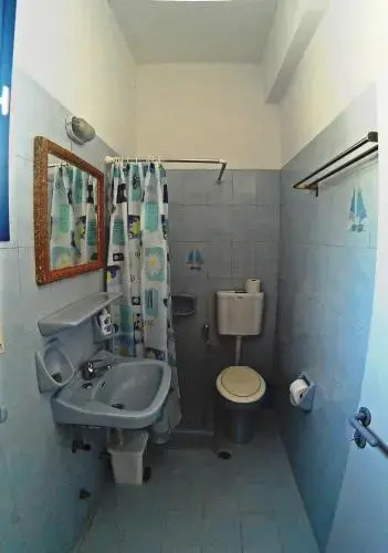 Glaros Hotel