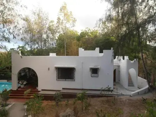 Sunset Villas Tropical Garden House