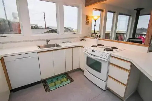 1058 Beach (MCA 59)