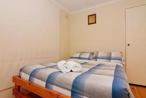 36 Bakers Gully Rd, Bright