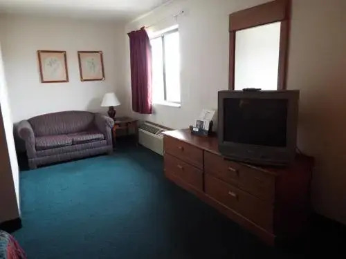 Super 8 by Wyndham Marston
