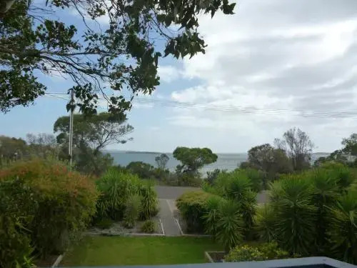 Island View 2