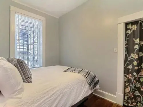 Lafayette Row Unit 1