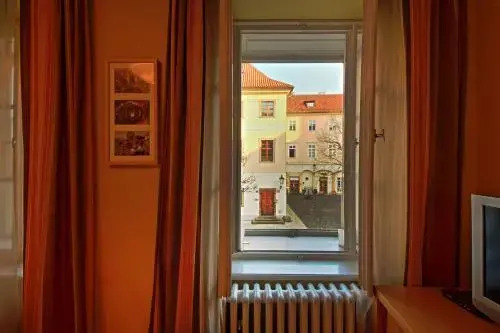Tyn Courtyard