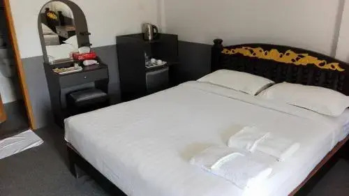 Hotel Than Lwin Paradise