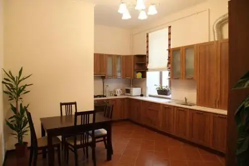 Botanic Apartments L'va Tolstogo