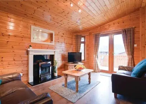 Ashlea Pools Lodges