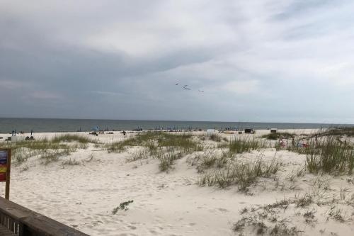 Romar Beach 101 by RedAwning