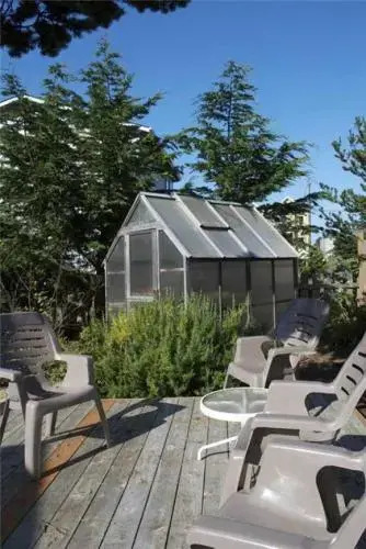 Halcyon - 2 Br home by RedAwning