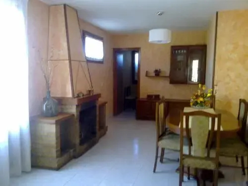 Casa Lola Beceite, terraza, barbacoa y chimenea