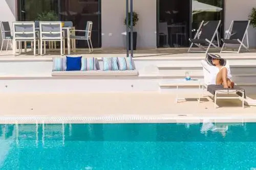 Almyra Villas