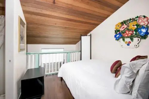 Stay Right on Mission Beach by RedAwning