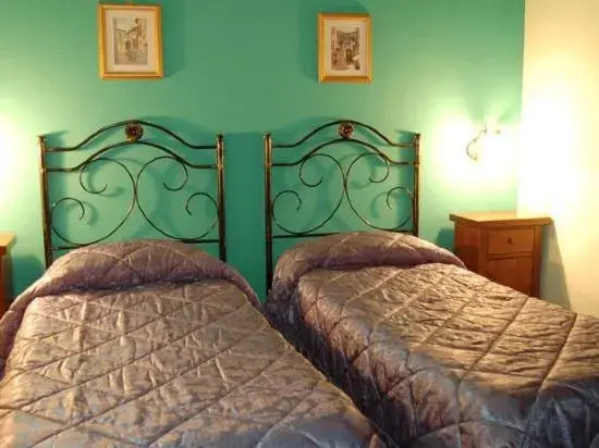 Ballaro Hotel - Budget Room