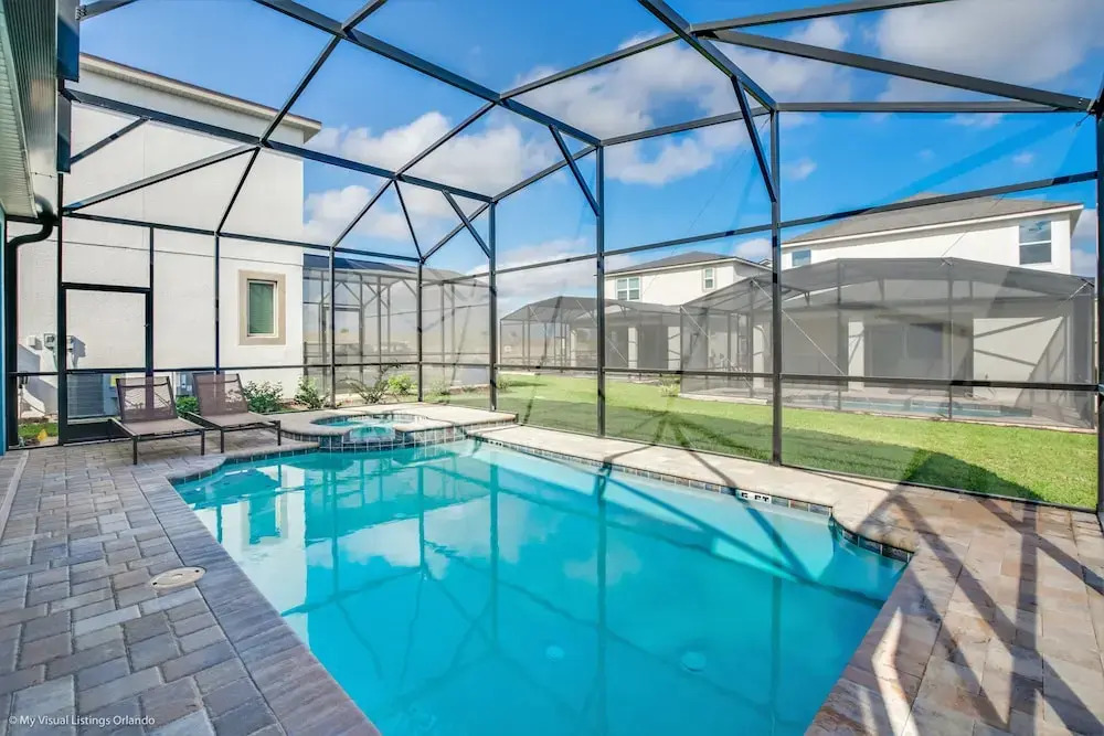 Solara Resort 9037