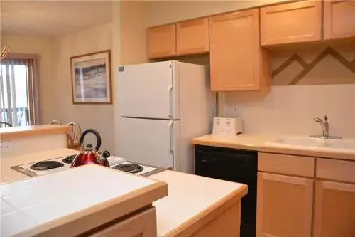 Chimney Ridge Townhomes Unit 504 by RedAwning