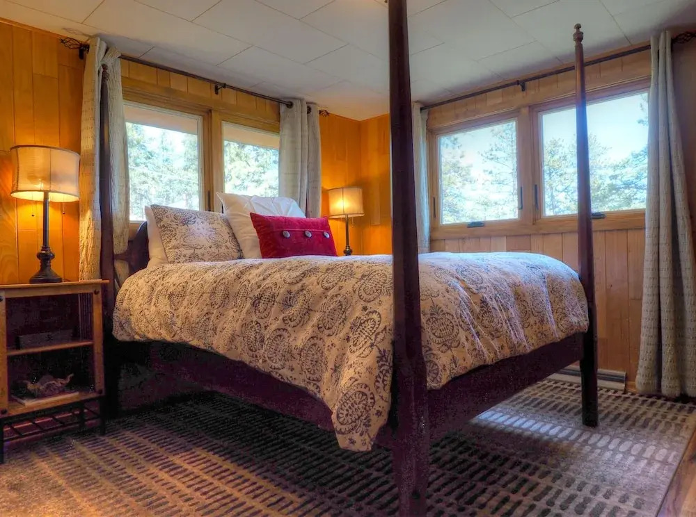 Rocky Mountain High, aka Coyote Cabin - 2 Br Cabin