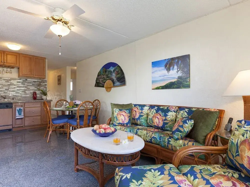 Puako Beach 109 - 3 Br condo by RedAwning