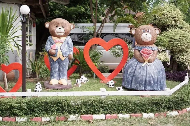 Huenpetch Resort(เฮือนเพชร รีสอร์ท)