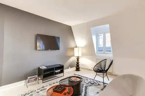 Sweet inn Apartments Champs Elysées