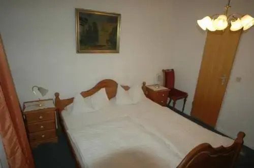 Hotel Adam