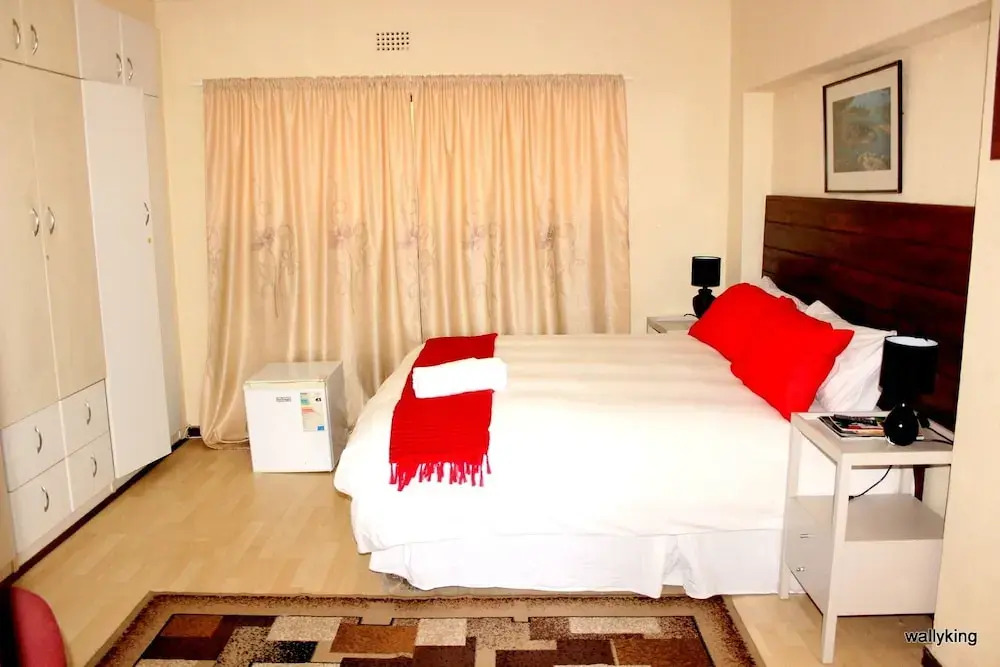 Gutlom Inn Lodge