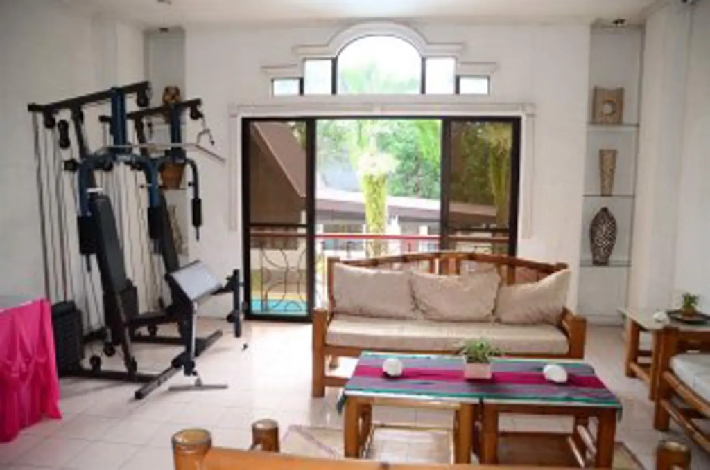 Edcelent Guesthouse