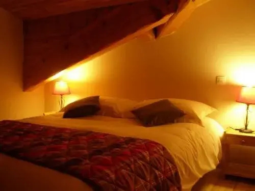 Llaret Hotel