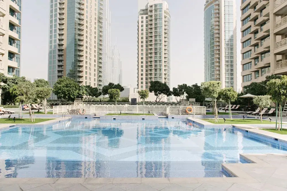 Faraway Homes - 29 Boulevard Luxury