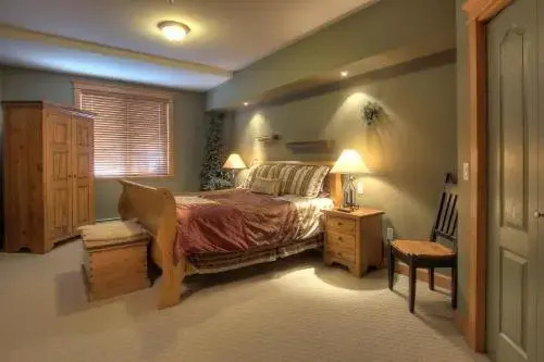 Treetops Ski Luxury Townhouse