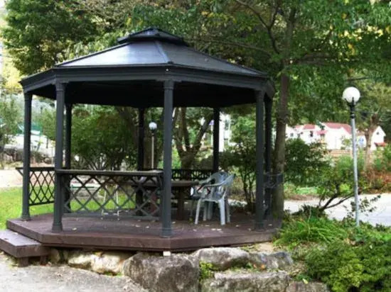 Yangsan Sound of Mountain & Sea Pension