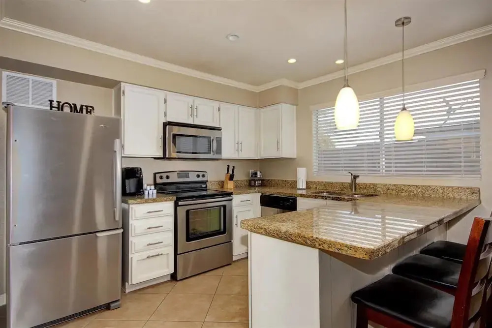 SLS Dobson Ranch Lovely Home - Resort Yard, Heated Pool, Spa
