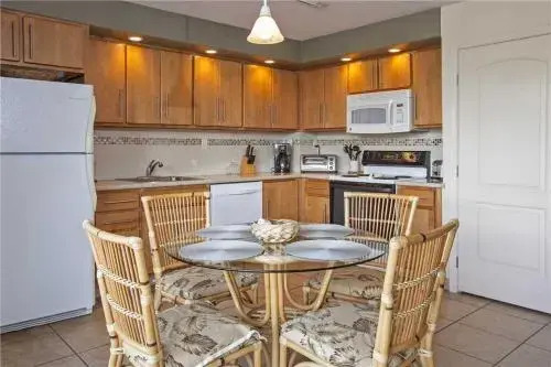 Maui Parkshore 114 - 2 Br Condo