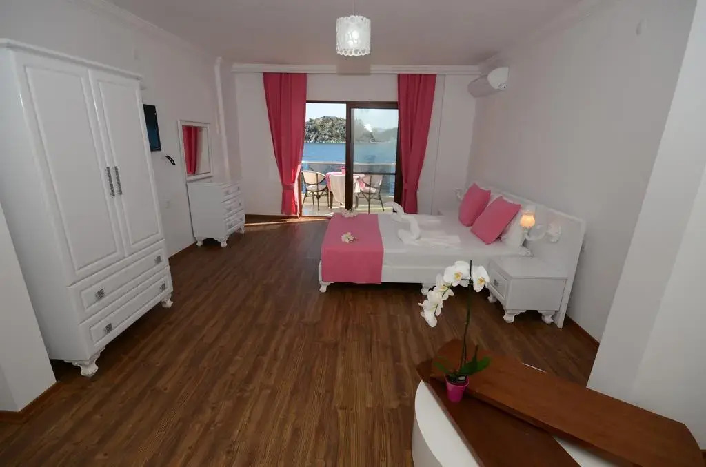 Bozburun Dinc Otel