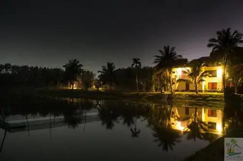 Royal Beach Resort