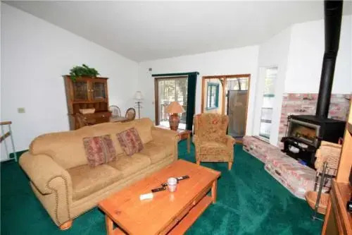 Forest Creek 3 Pet accepted