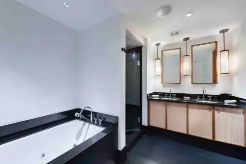 20th Street Condo #90399