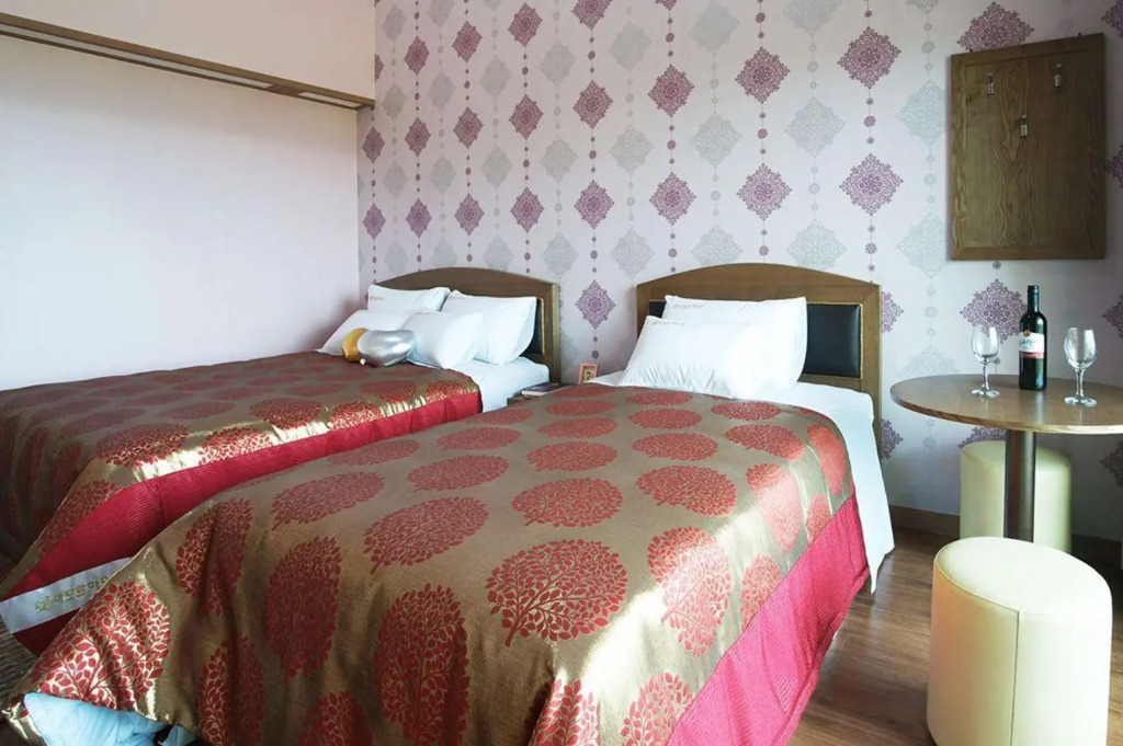 Jeju Amor House Hostel