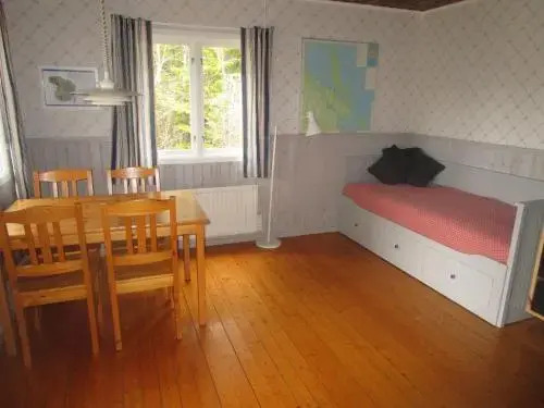 Rävstens Stugby