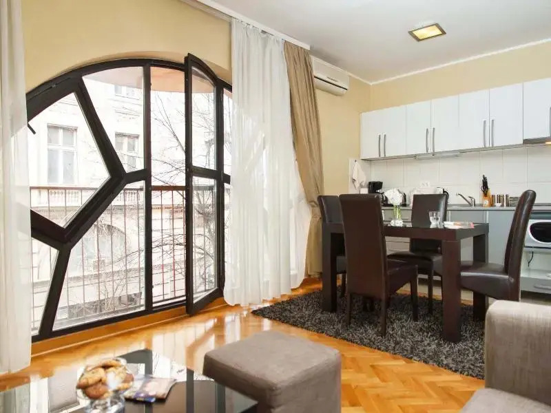 One Bedroom Apartment Little Bay