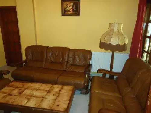 Holiday Apartmanház