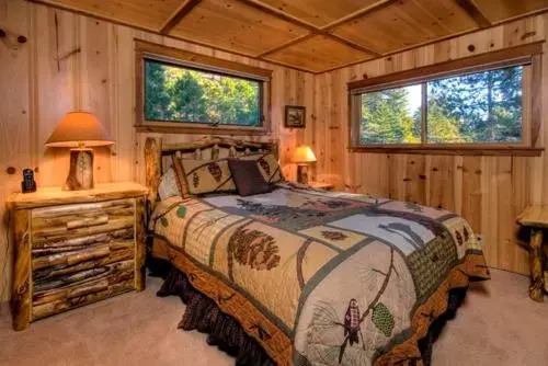 Tash Luxury Vacation Rental by RedAwning