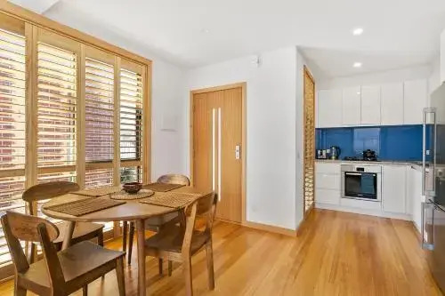 Driftwood Apartment Rye