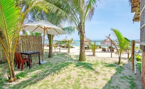 Hidden Beach Bungalow Sea View