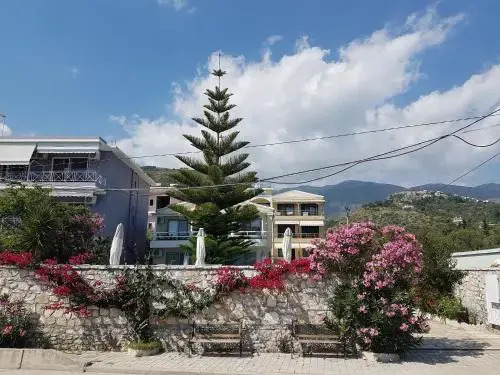 Dimitri Hotel