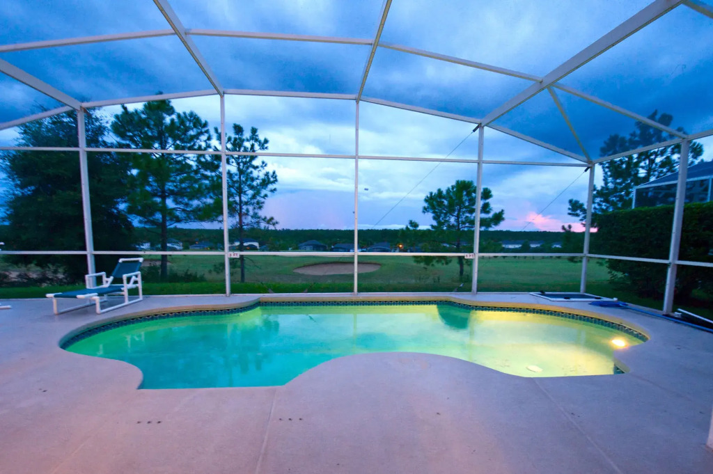 Premier Vacation Homes - Davenport