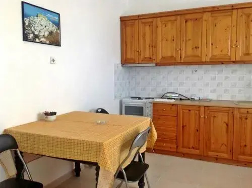 Papanikola House 2