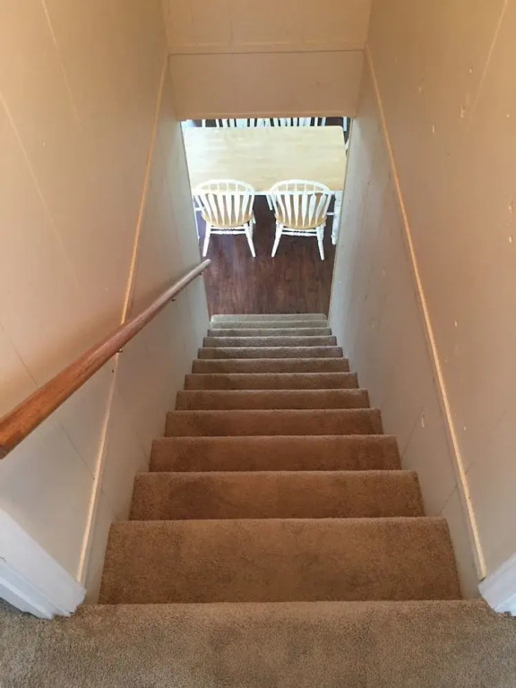 2 Views - 4 Br Home