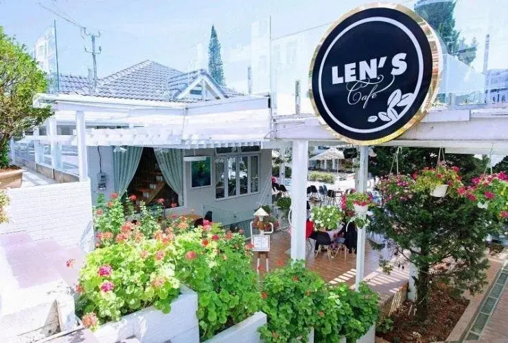 Lens Mini Hotel