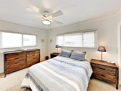 Ocean View Roof Deck in Mission Beach by RedAwning